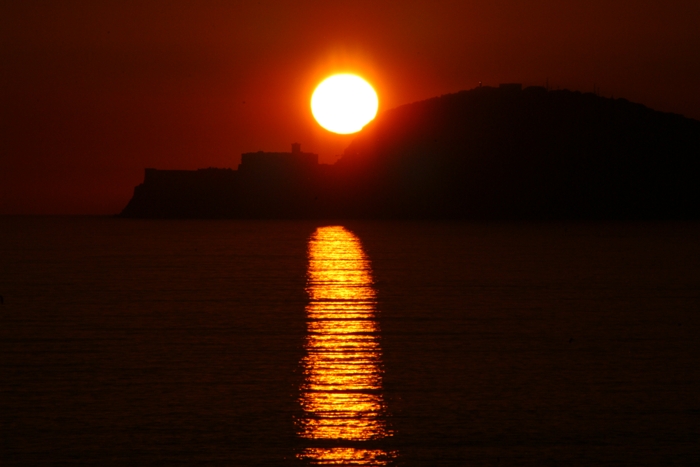 Tramonti sulla costa di Enea